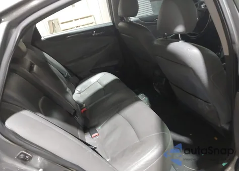 2013 Hyundai Sonata Limited 2.0T z USA, uszkodzony, nr VIN 5NPEC4AB4DH608925